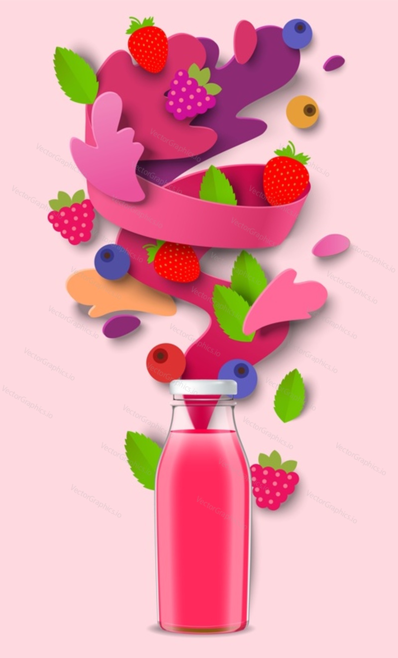 Стеклянная бутылка для упаковки ягодного сока, вырезанная из бумаги свежая клубника, малина, черника, брызги жидкости и капли, векторная иллюстрация. Смешанный напиток из лесных ягод.
